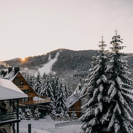 Forest House Migovo Exterior photo