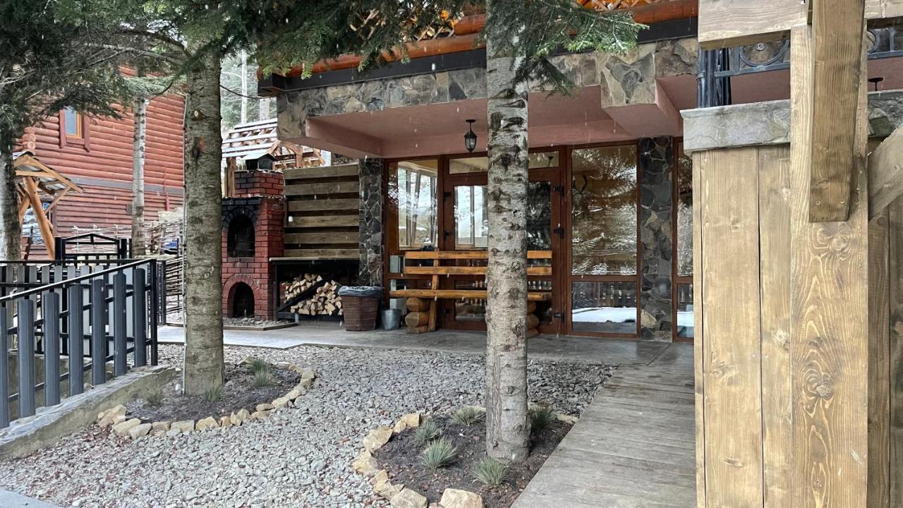 Forest House Migovo Exterior photo