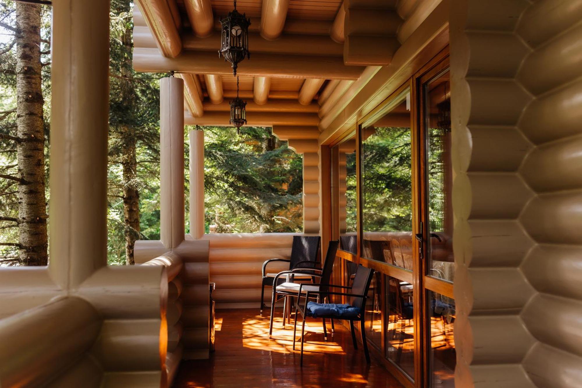 Forest House Migovo Exterior photo