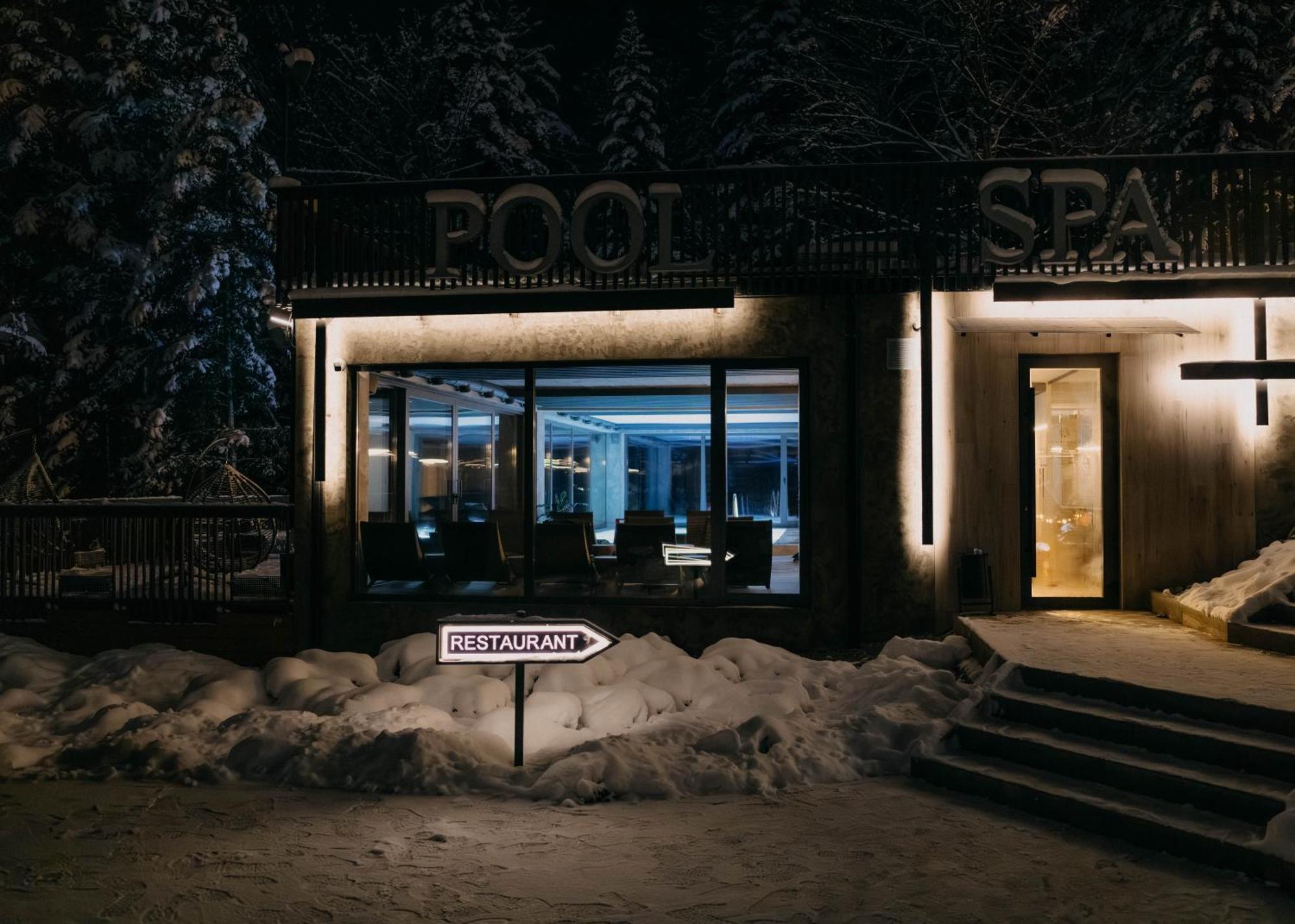 Forest House Migovo Exterior photo